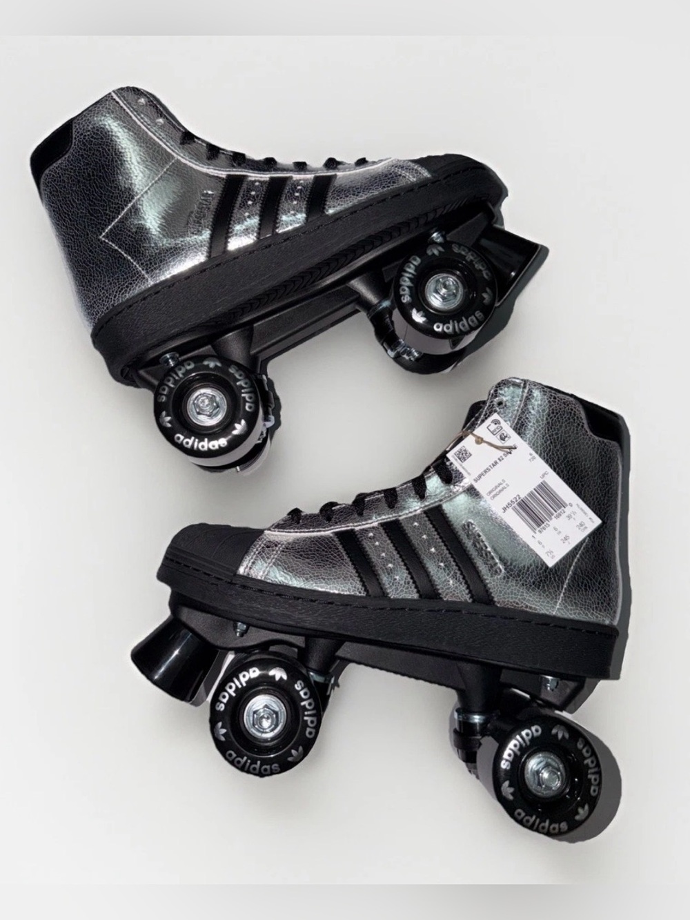 Women’s Size Adidas Superstar 82 Roller Skate Metallic Grey Black - JH5522